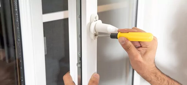 Casement Window Handle Replacement in The Hammocks, FL