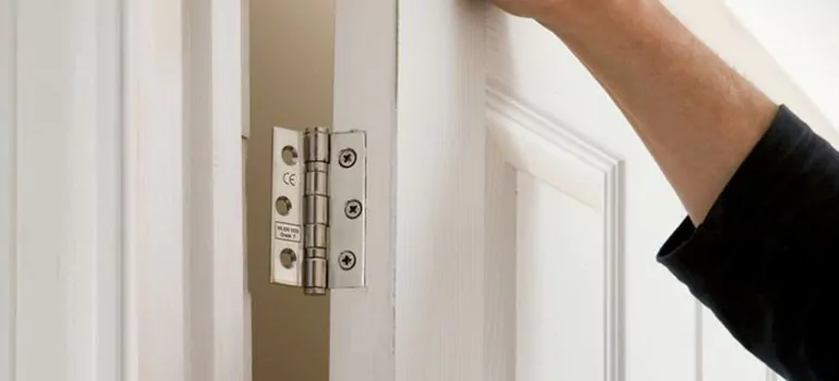 Bathroom Stall Door Hinge Repair in The Hammocks, FL